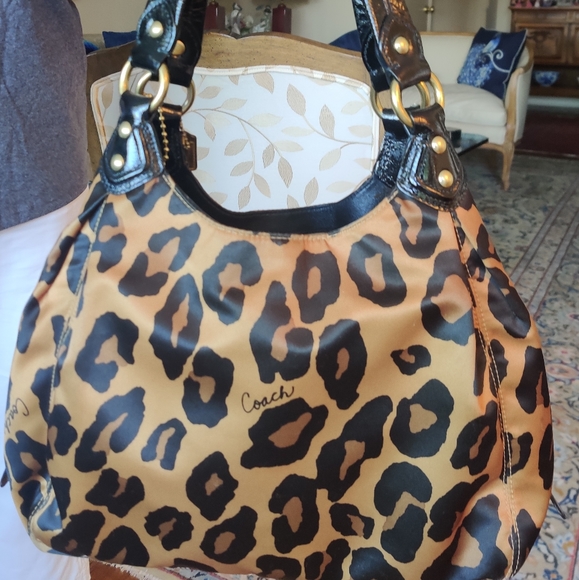 Coach cheetah saddel/shoulder bag, new! - Picture 2 of 6